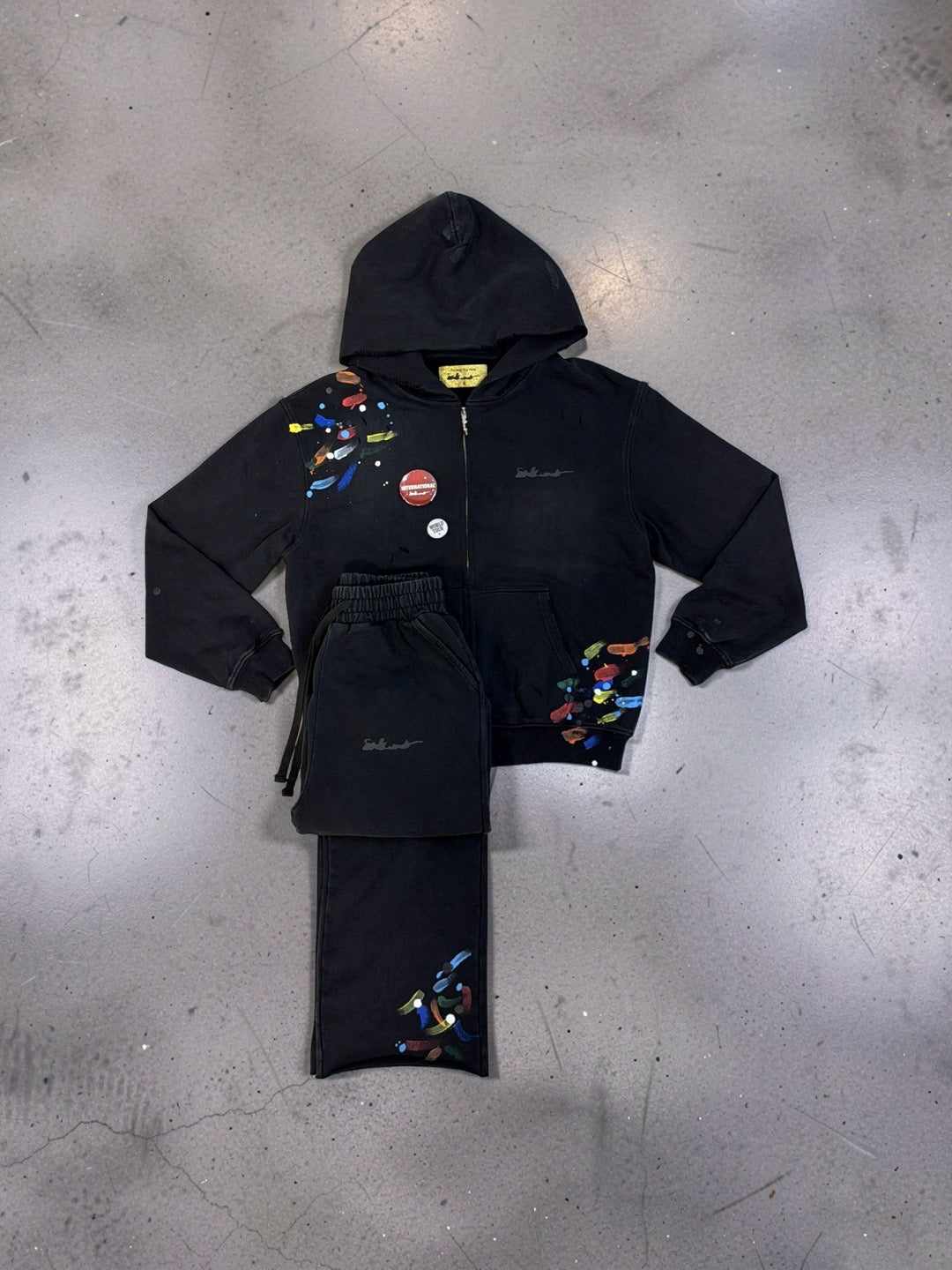 Fs Sweatsuit Black/Multi Color